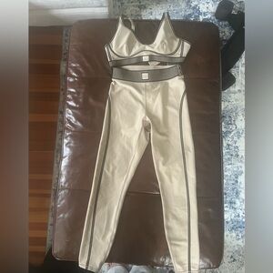 Alo line up bra and legging set in gravel